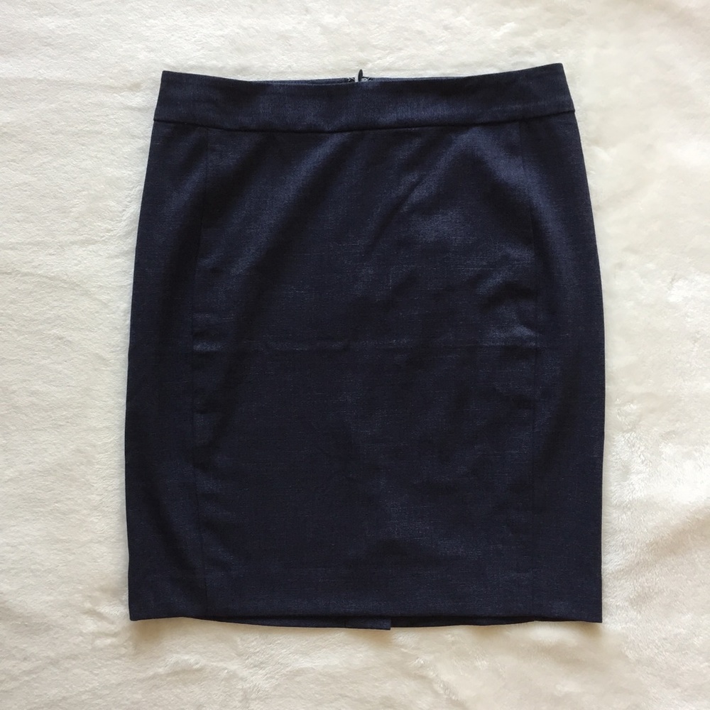 {LOFT Petite} Pencil Skirt