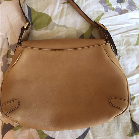 Part 2 GUCCI SATCHEL MORE PICS - Picture 4 of 4