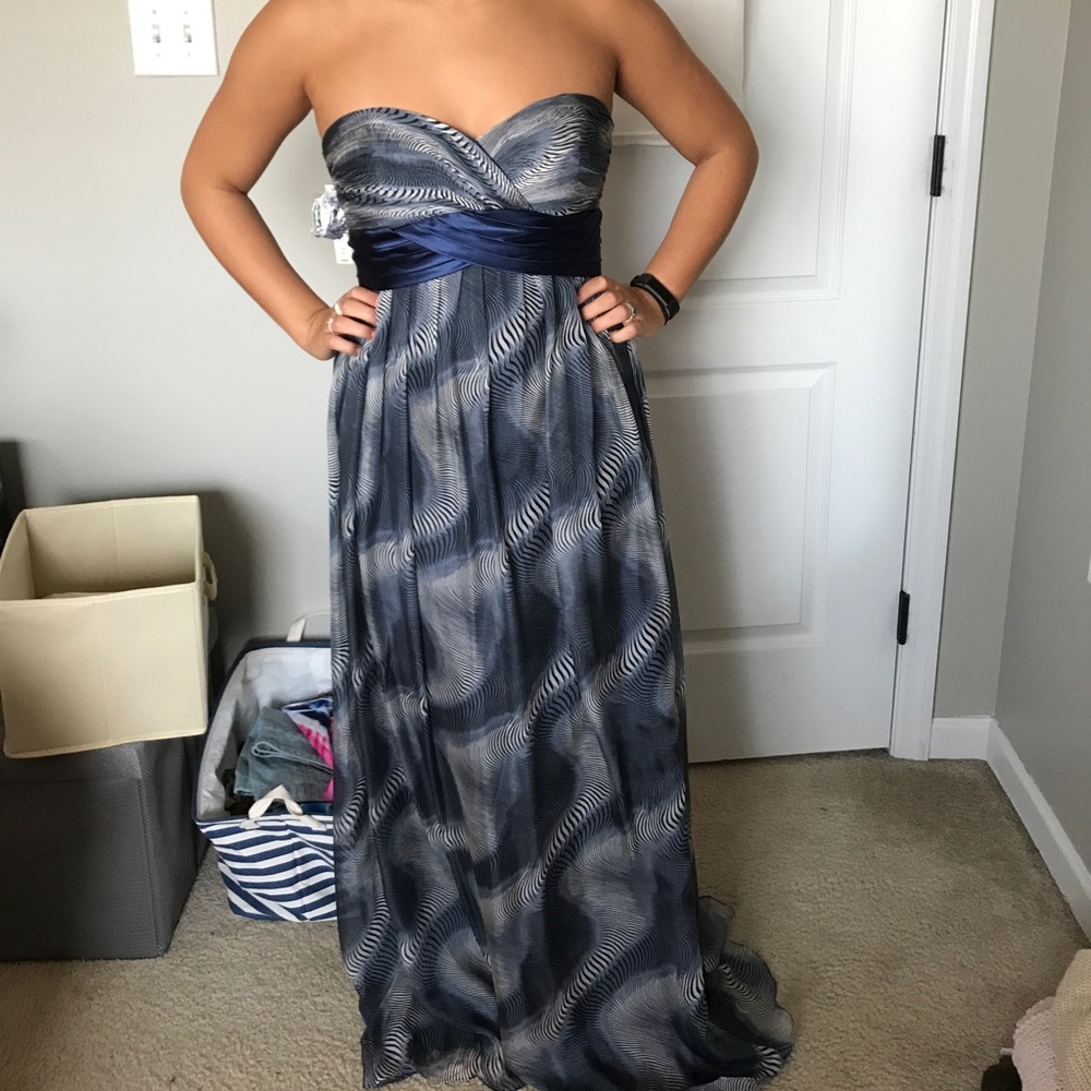Morell Maxie formal dress