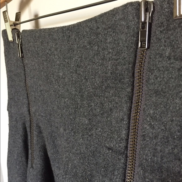 High Waisted Wool Skirt - Picture 3 of 4