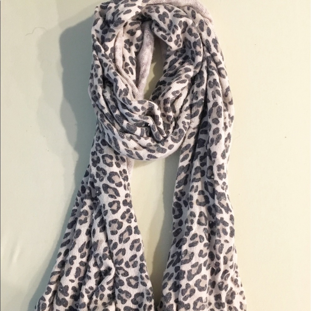 H&M scarf