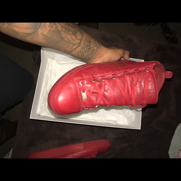 Red Balenciaga's - Picture 2 of 4