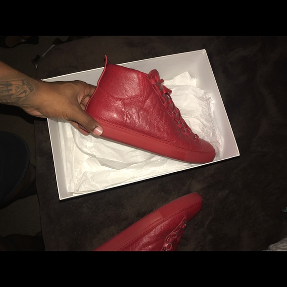 Red Balenciaga's - Picture 3 of 4