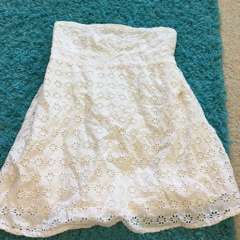 Strapless white shirt