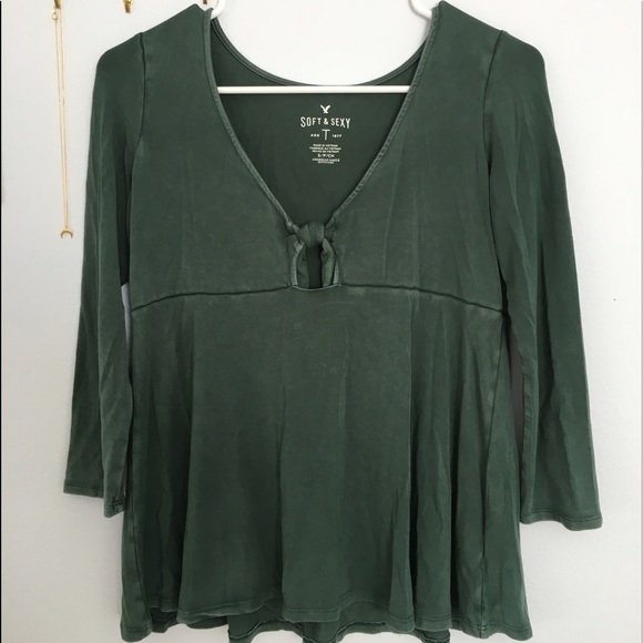 American Eagle Outfitters Tops - American Eagle Soft and Sexy Top