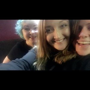 Meet your Posher, Katelyn