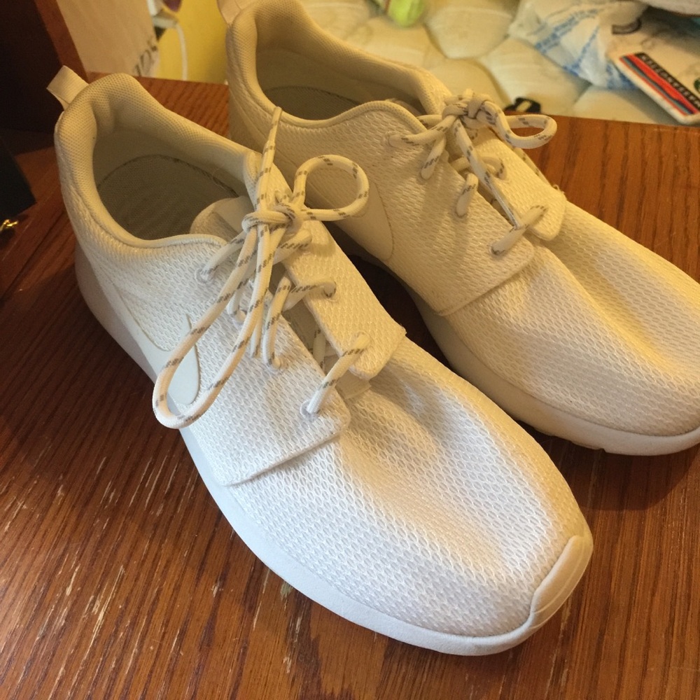 White Roshes