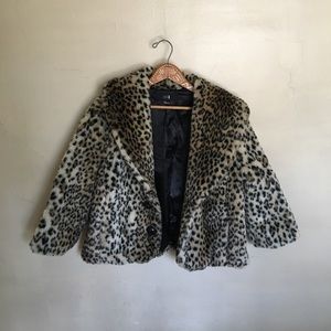 Cropped Faux Fur Leopard Jacket