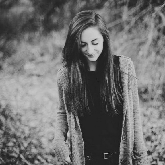 Meet your Posher, Zoe - Picture 1 of 1