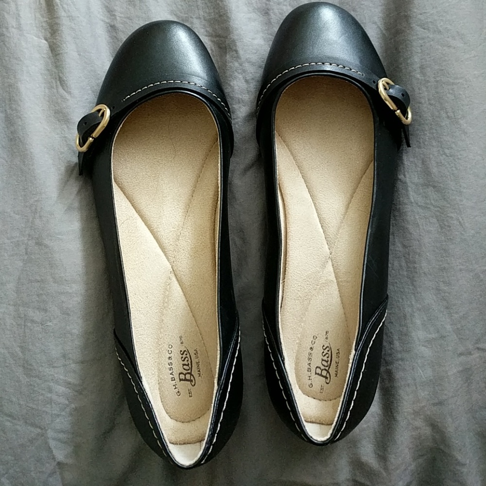 Bass black flats - Never Worn!
