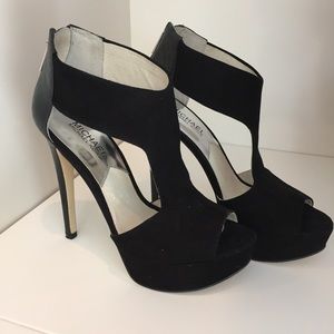 MICHAEL Michael Kors Peep Toe Sandals - Sz 7
