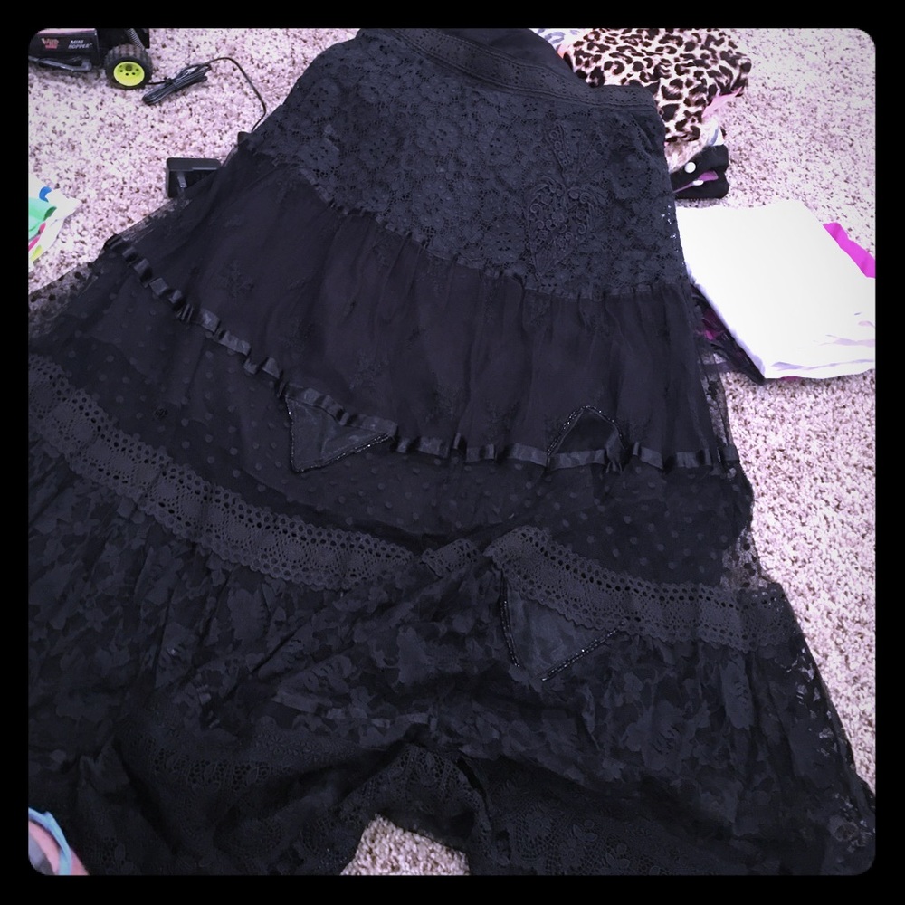 Pretty black high waisted skirt