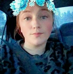 Meet your Posher, Kelli