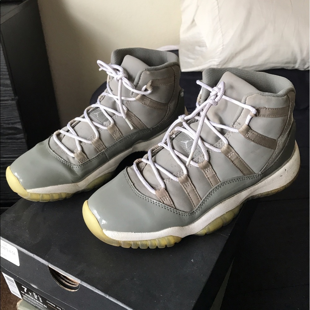 Retro Jordan 11 Cool Greys