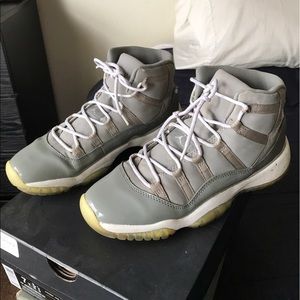 Retro Jordan 11 Cool Greys