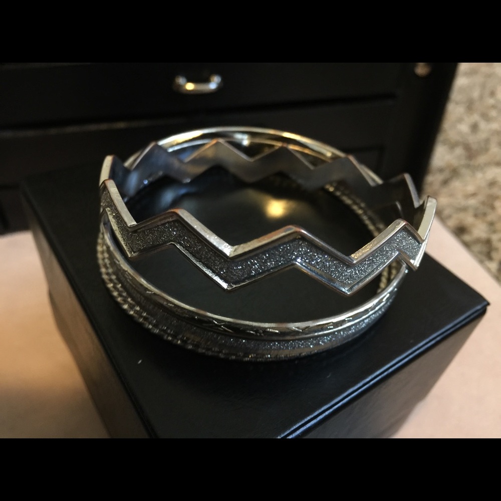 Bracelet set