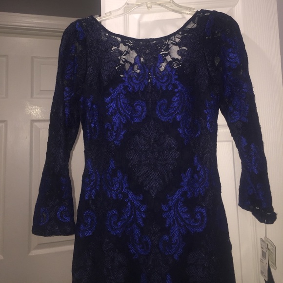 Aidan Mattox evening gown - Picture 2 of 3