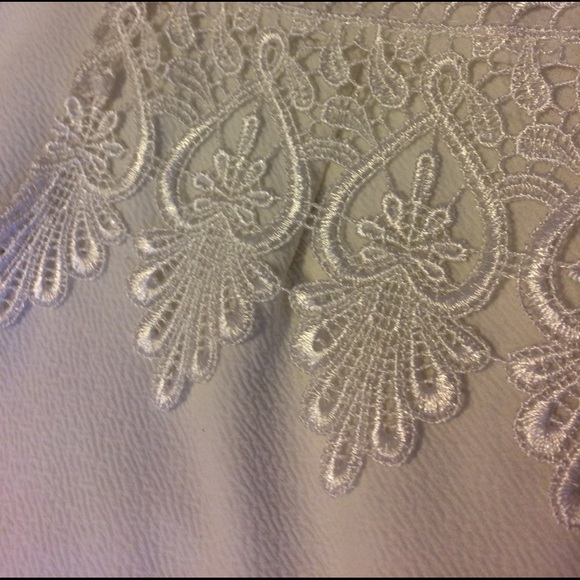 White Spring Forever 21 fitted dress - Picture 6 of 6