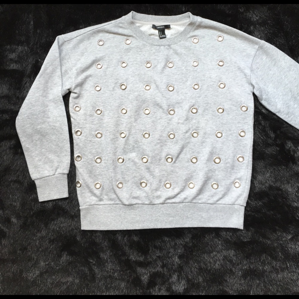 Forever 21  Gray sweater S