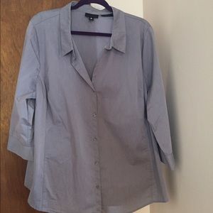 Gray Button down stretch top