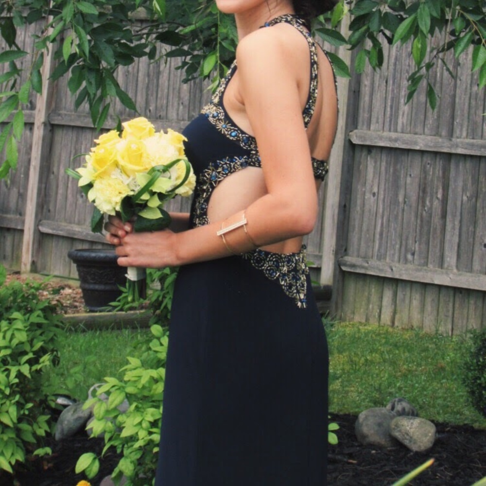 GORGEOUS NAVY BLUE PROM DRESS! Size 0!!