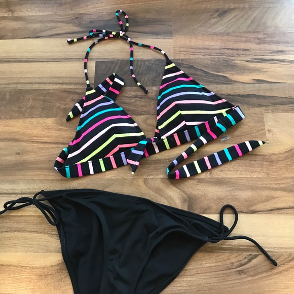 Bikini top - Picture 1 of 4