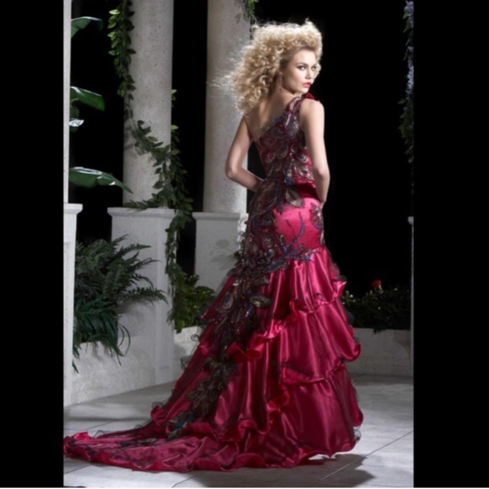 One Shoulder Peacock Prom Dress