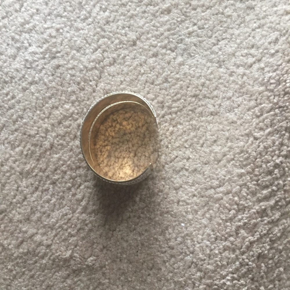 Costume cuff - Picture 3 of 3