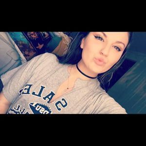 Meet your Posher, Brittany