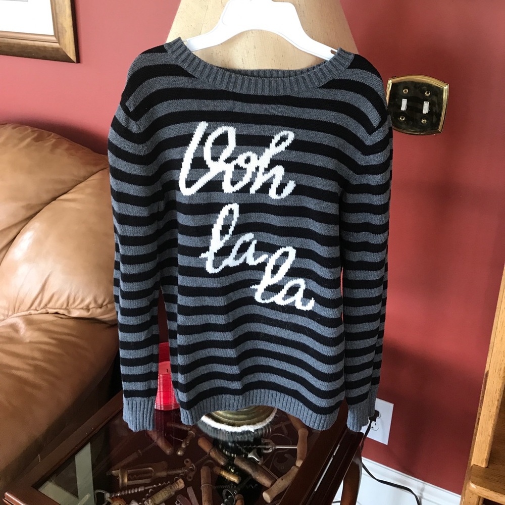 Sweater Grey and Black