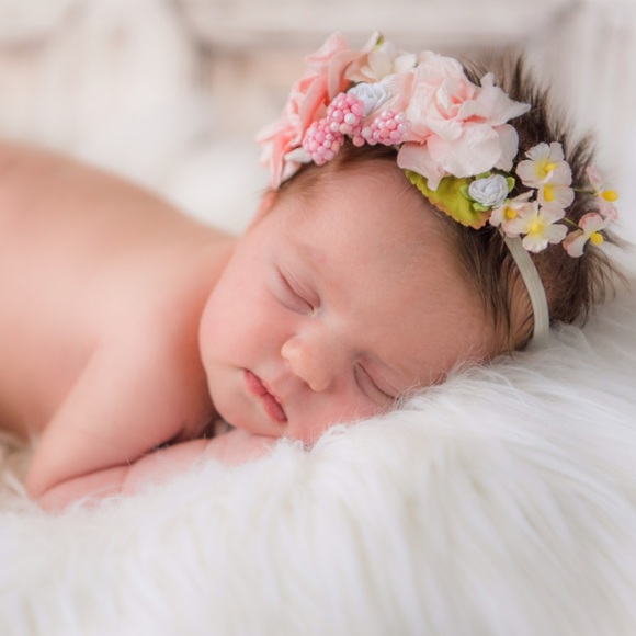 Newborn flower wreath headband - Picture 1 of 6