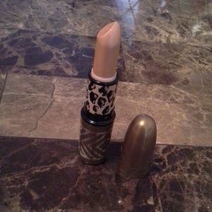 Mac Style Warrior Collection Lipstick. NWOB/FINAL$