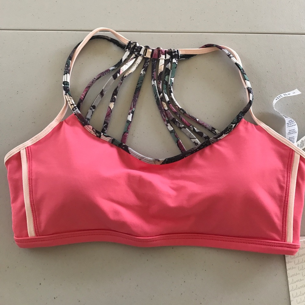 NWT LULULEMON LIGHTEN UP BRA PINK -- Size 8 - Picture 2 of 4