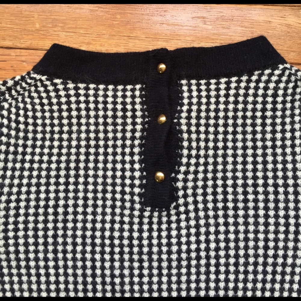 J Crew black and white sweater size 12 - Picture 3 of 4