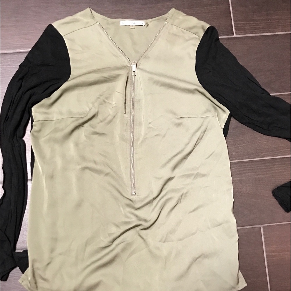 Long sleeve tee