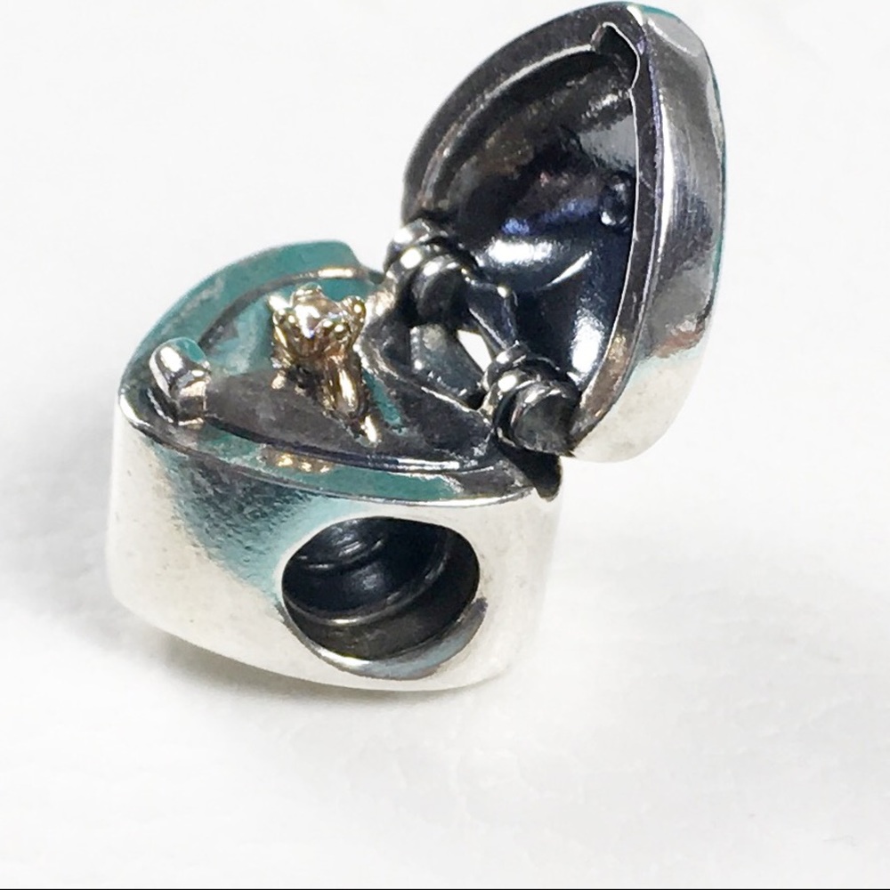 Pandora two tone valentine heart ring box