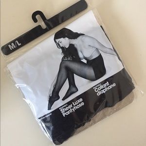 ‼️PRICE DROP‼️AMERICAN APPAREL SHEER PANTYHOSE! 🖤