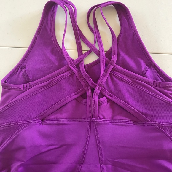 NWT LULULEMON STRAP IT LIKE IT'S HOT TANK --Size 4 - Picture 3 of 4