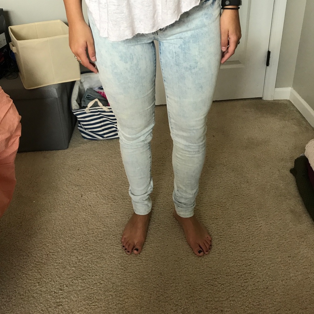 American eagle acid wash jeans