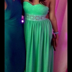 Lookbook empire waist cutout maxi dress