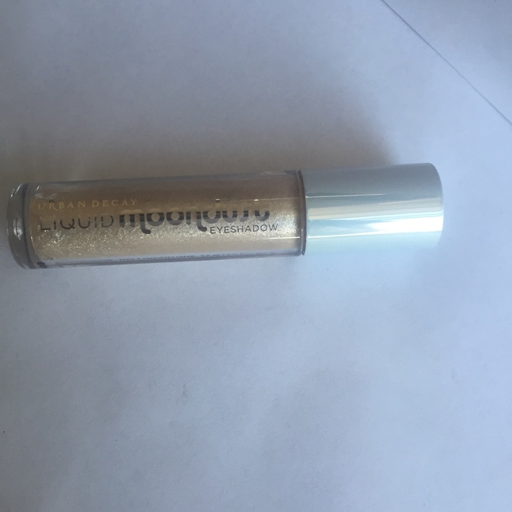 *SOLD* Urban Decay liquid eyeshadow
