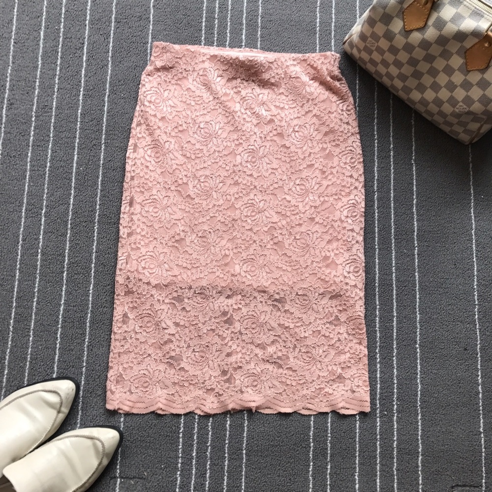 Forever 21 pink lace pencil skirt
