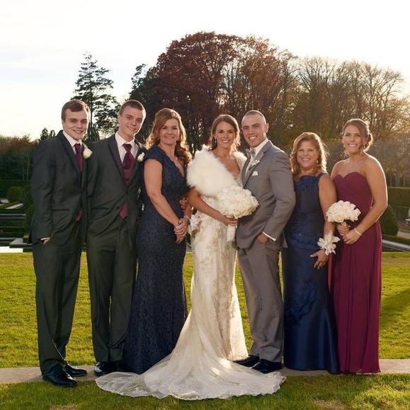 Meet your Posher, Loren - Picture 1 of 1