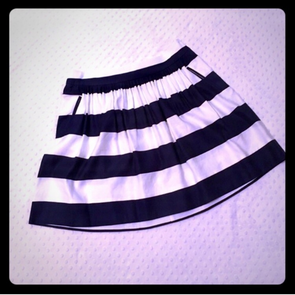 Cynthia Rowley navy and white stripped skirt - Picture 2 of 3