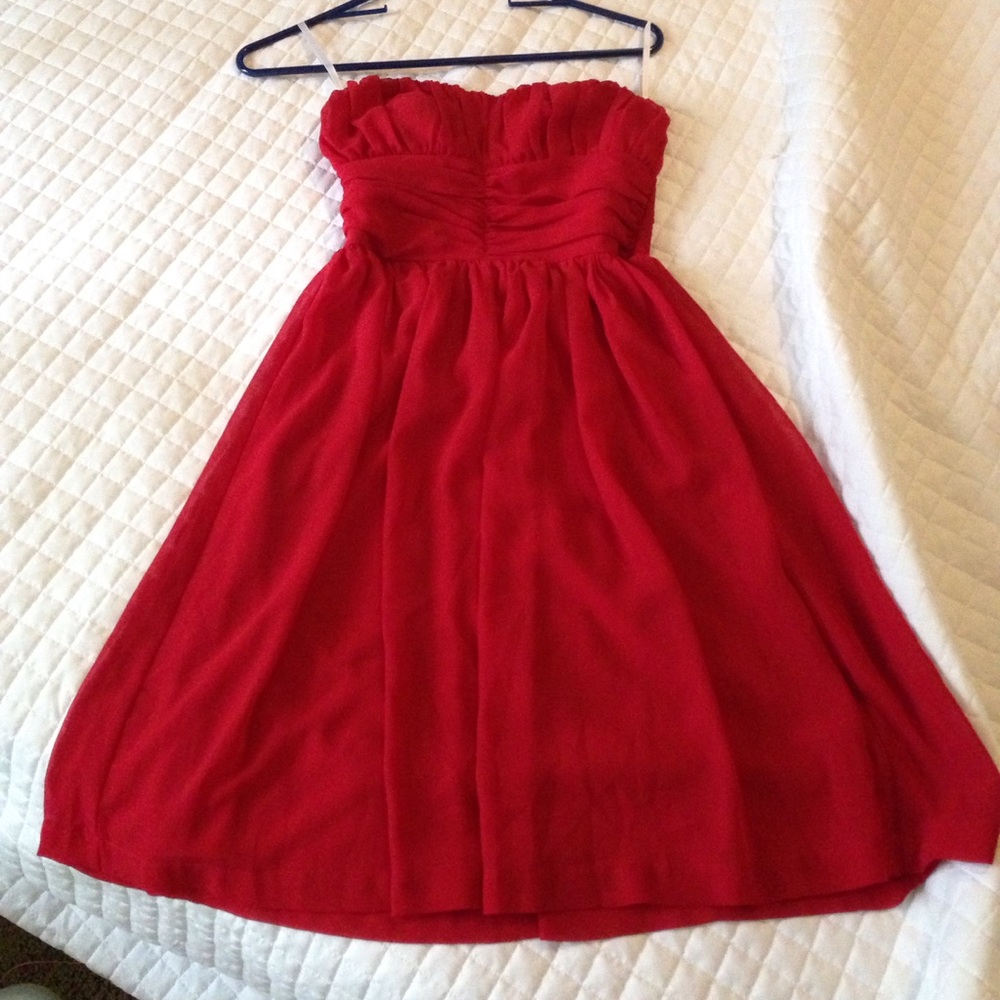 Red strapless dress