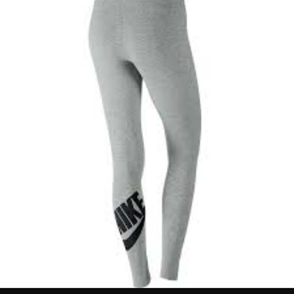 Gray Nike leggings