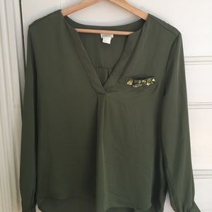 ⭐️NWOT⭐️H&M Kaki Blouse