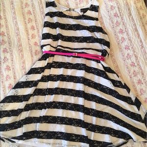 26 Black & White Lace Dress