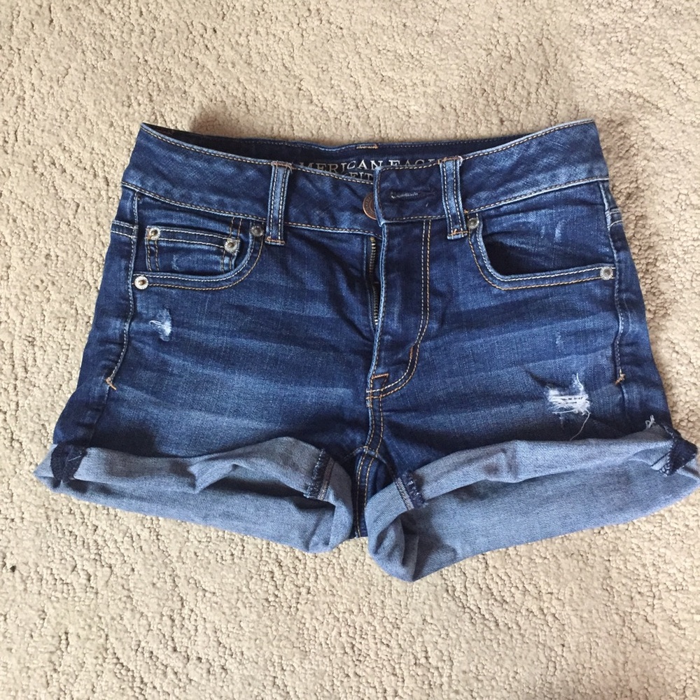 AMERICAN EAGLE HIGH RISE JEAN SHORTS! SIZE 0