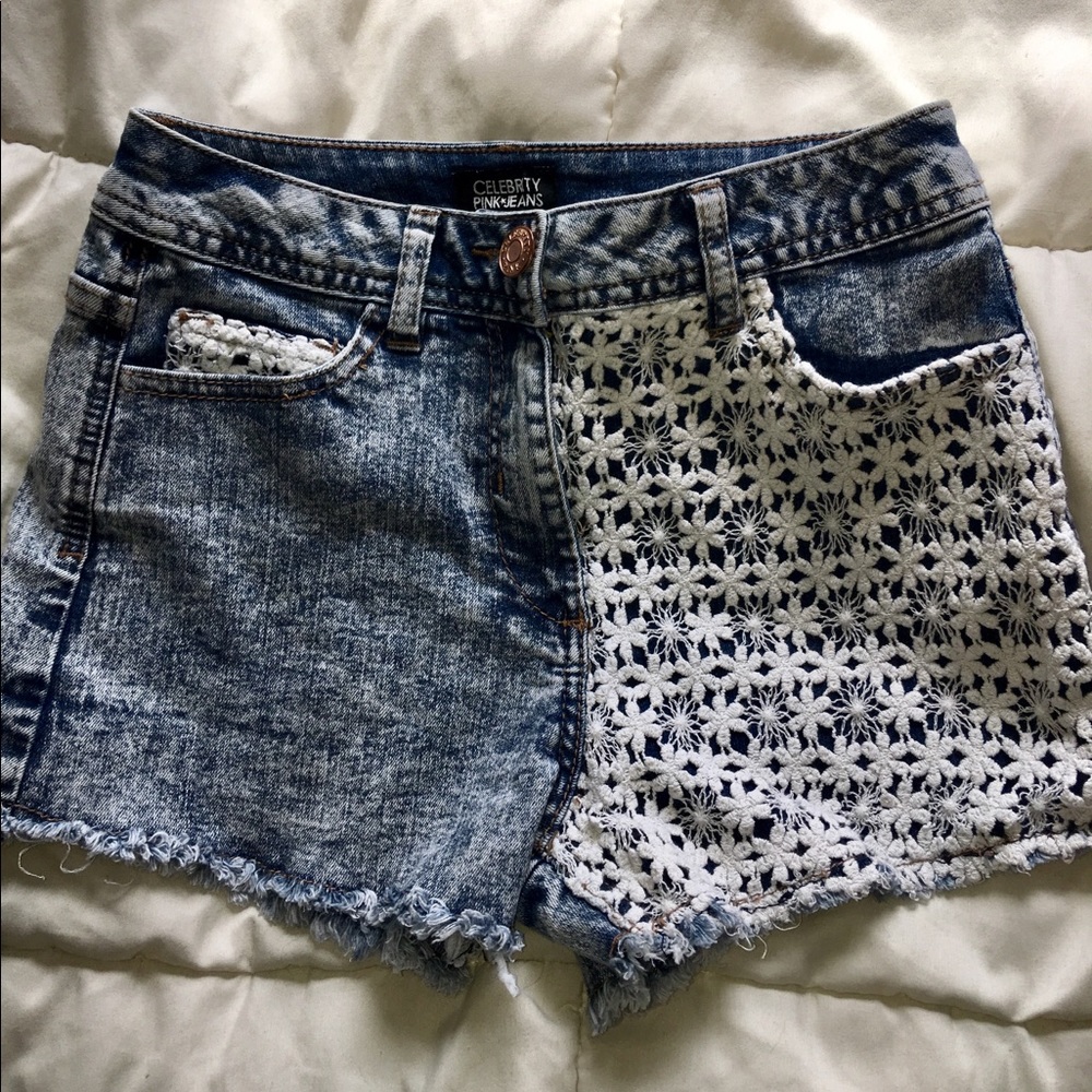 high wasted white patterned-shorts